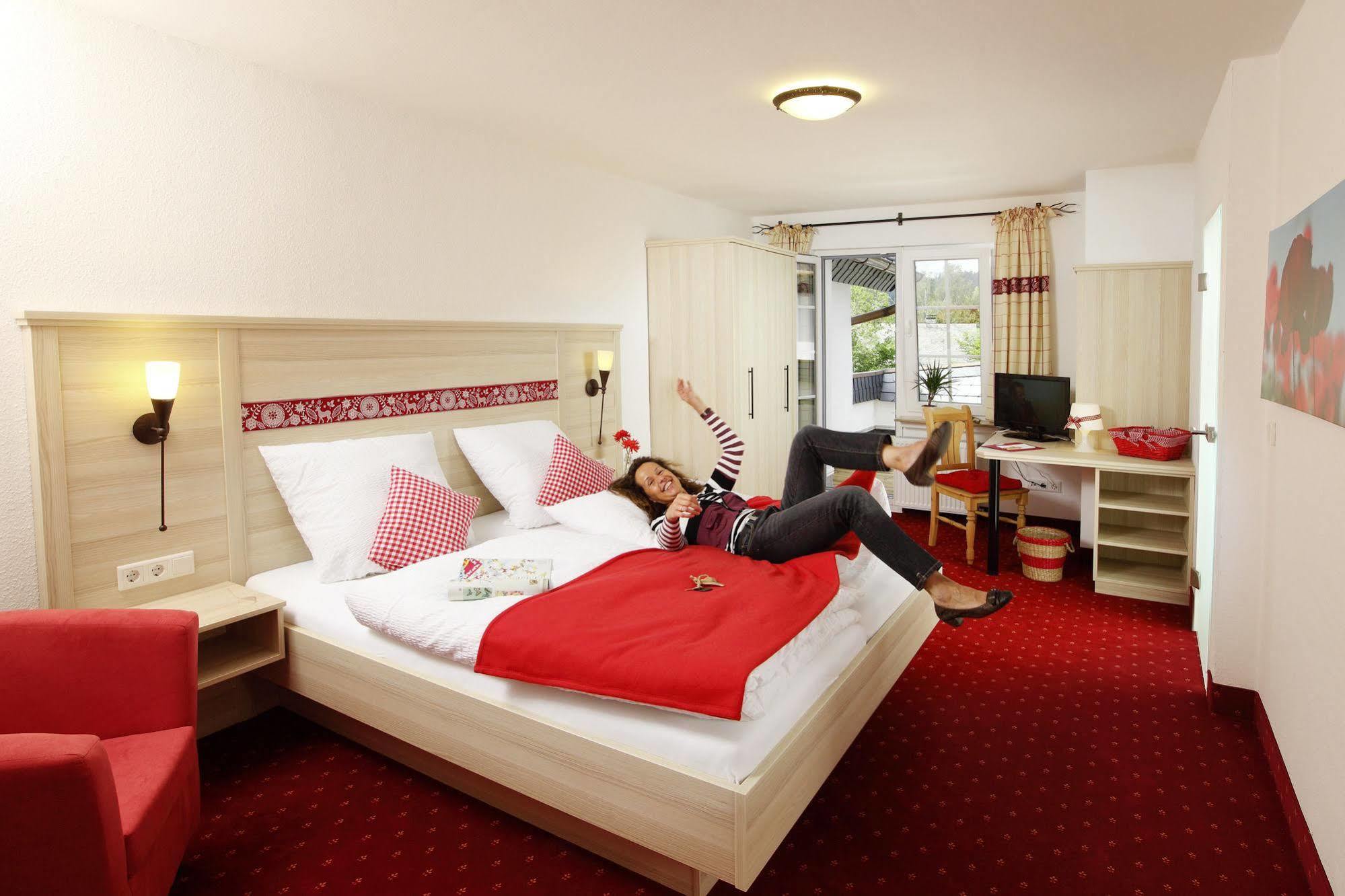 Hotel Garni Dorfkammer Ольсберг Экстерьер фото