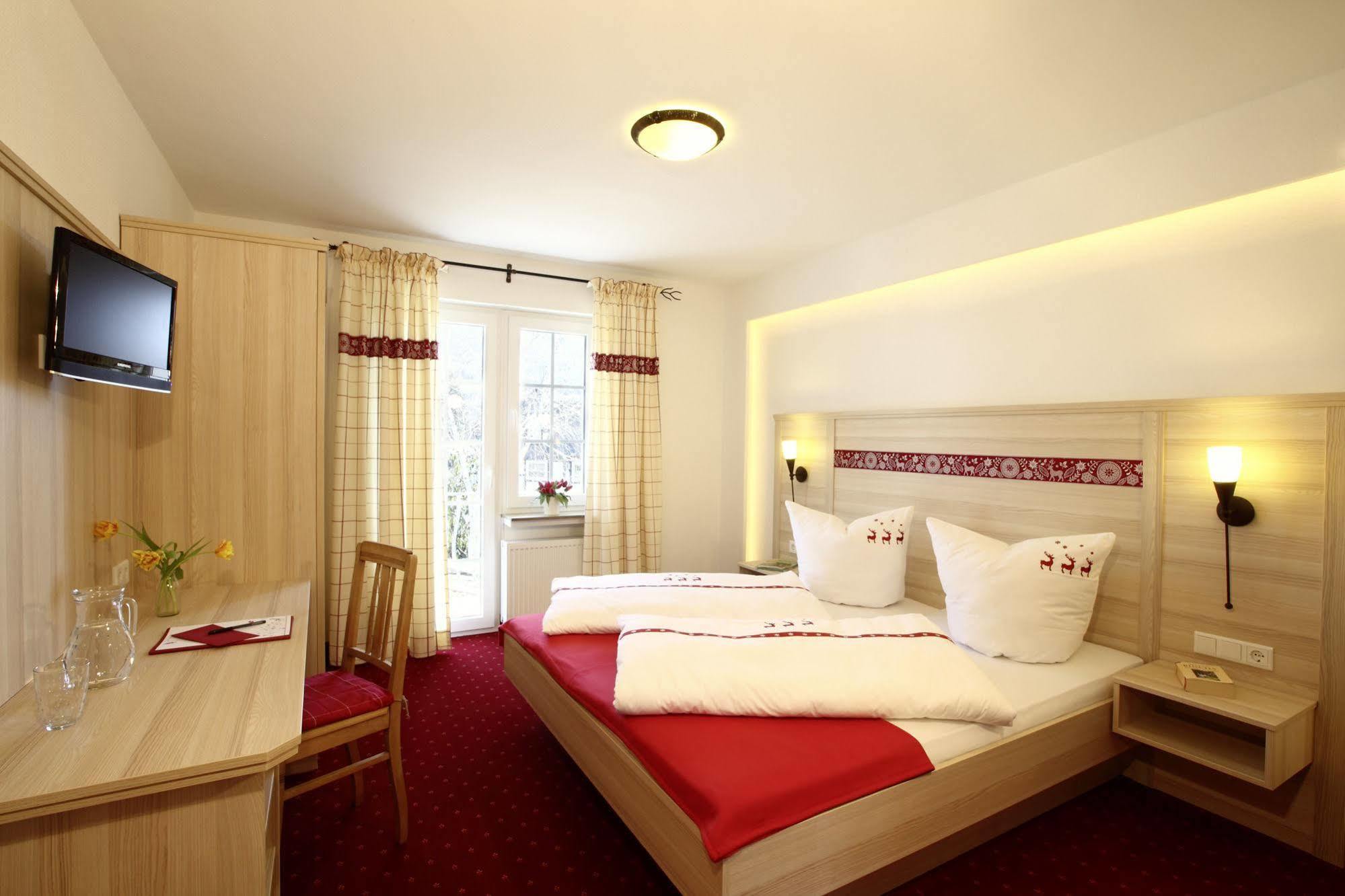 Hotel Garni Dorfkammer Ольсберг Экстерьер фото